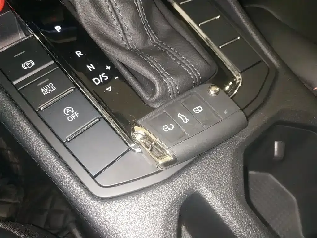 Volkswagen Bora 2025 из CN, фото 9