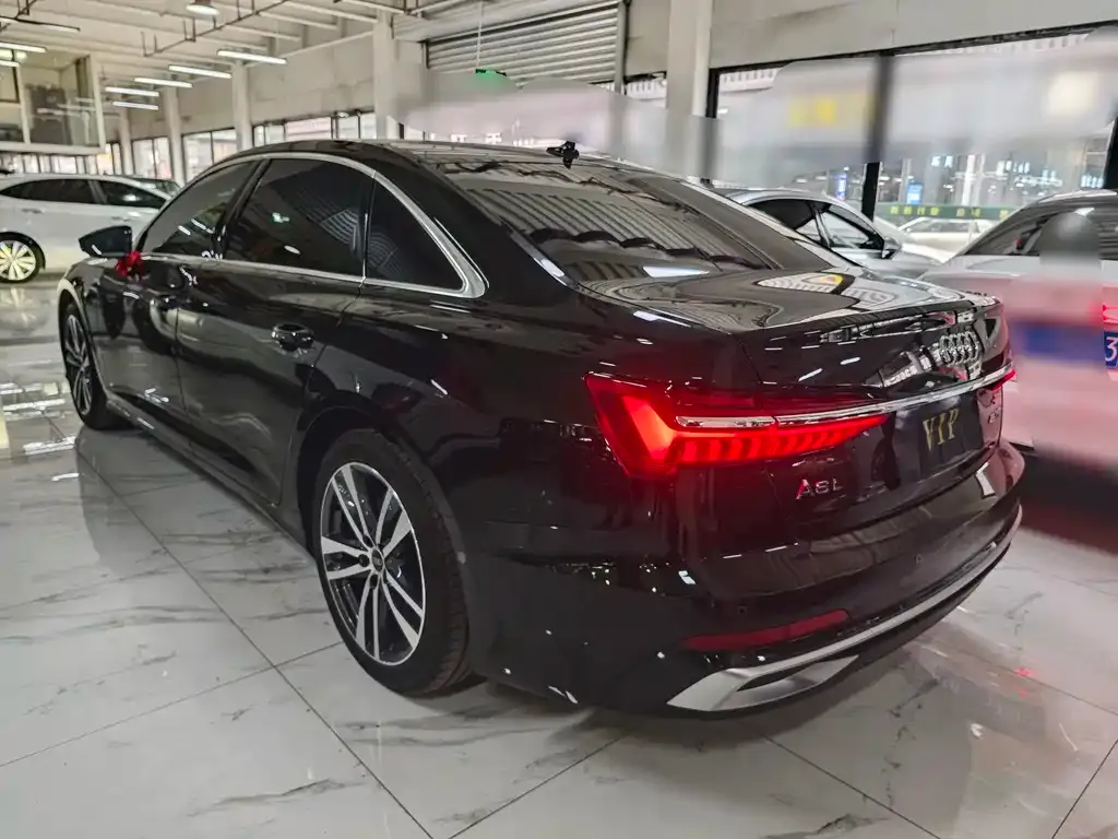 Audi A6L 2025 из CN, фото 10