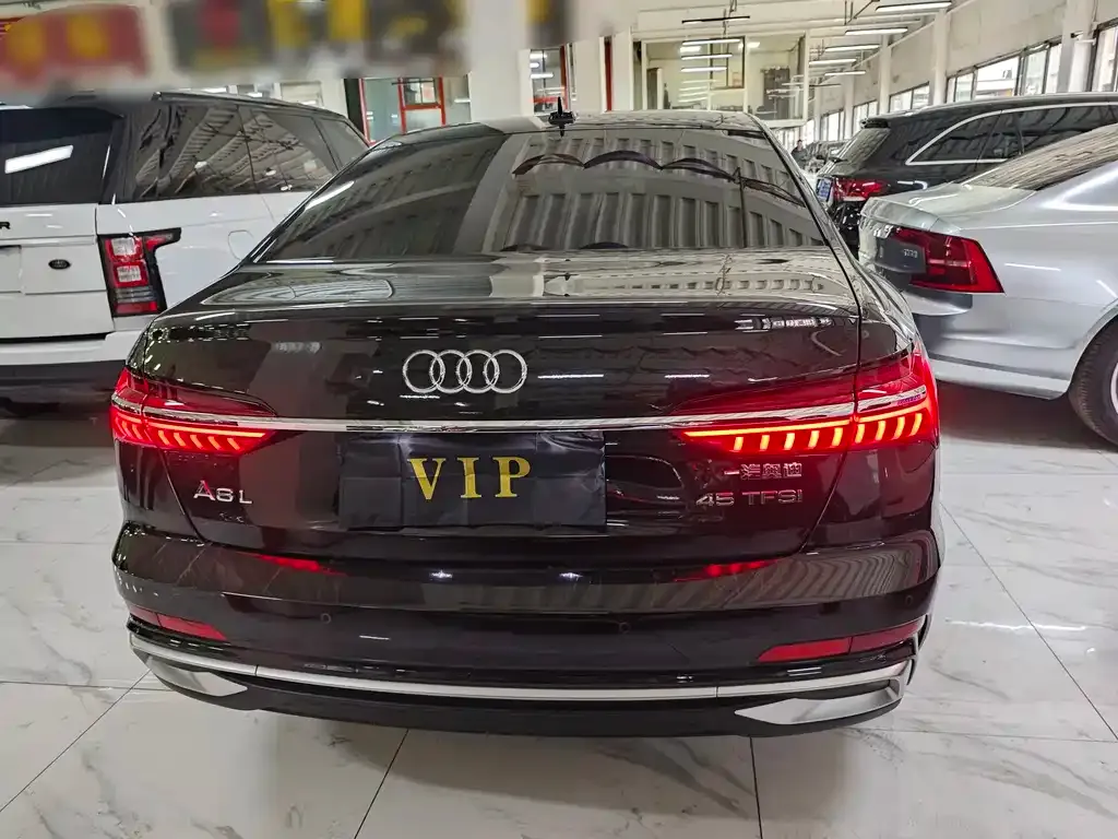 Audi A6L 2025 из CN, фото 4