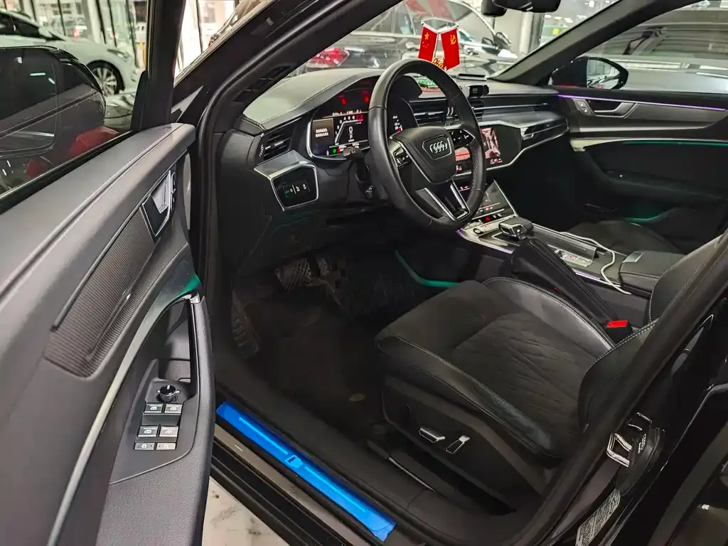 Audi A6L 2025 из CN, фото 9