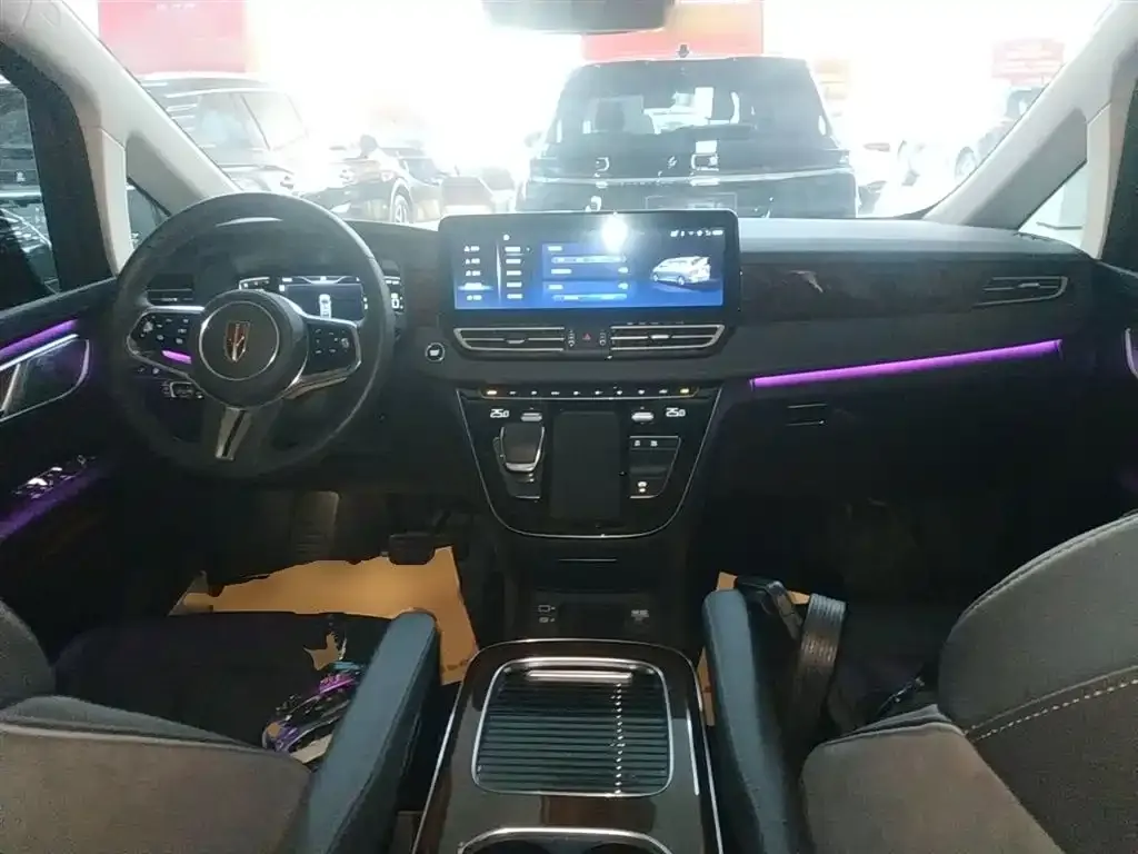 Hongqi HQ9 2023 из CN, фото 3