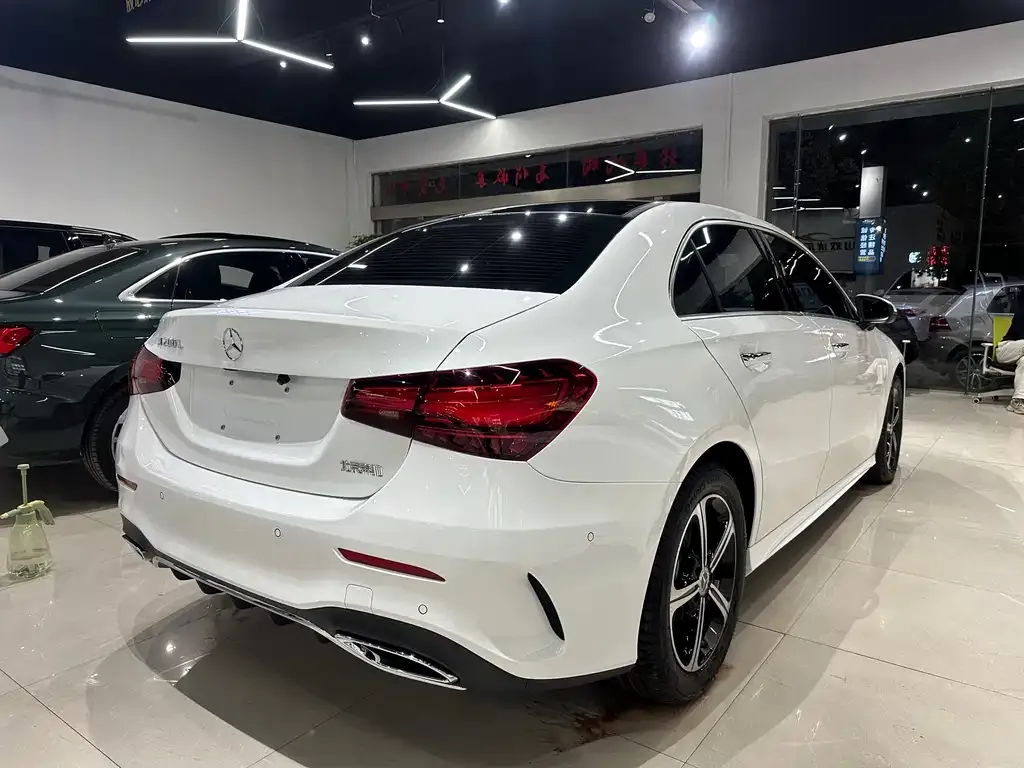 Mercedes-Benz A-Class 2024 из CN, фото 3
