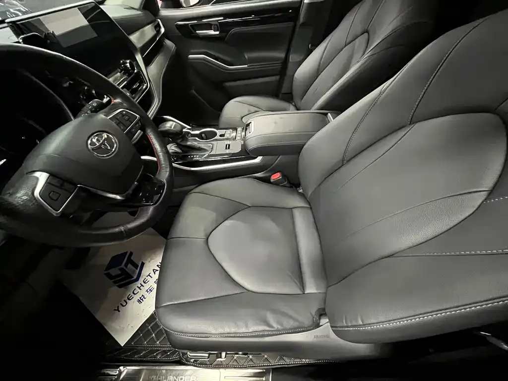 Toyota Highlander 2022 из CN, фото 7