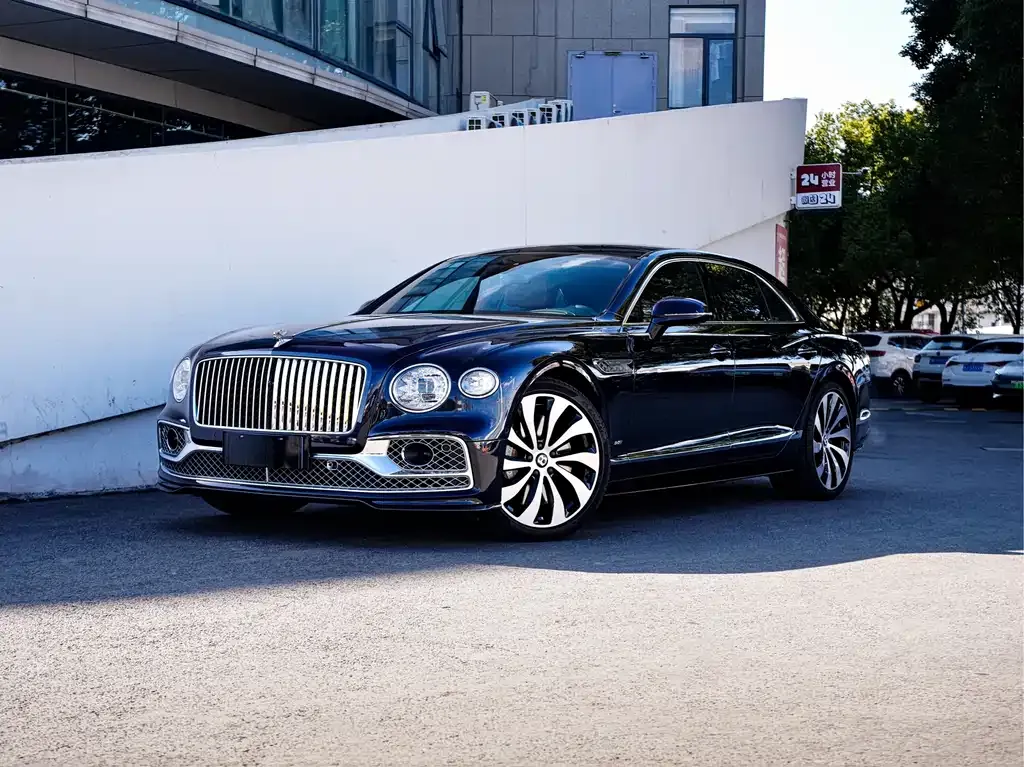 Bentley Flying Spur 2022 из CN, фото 1