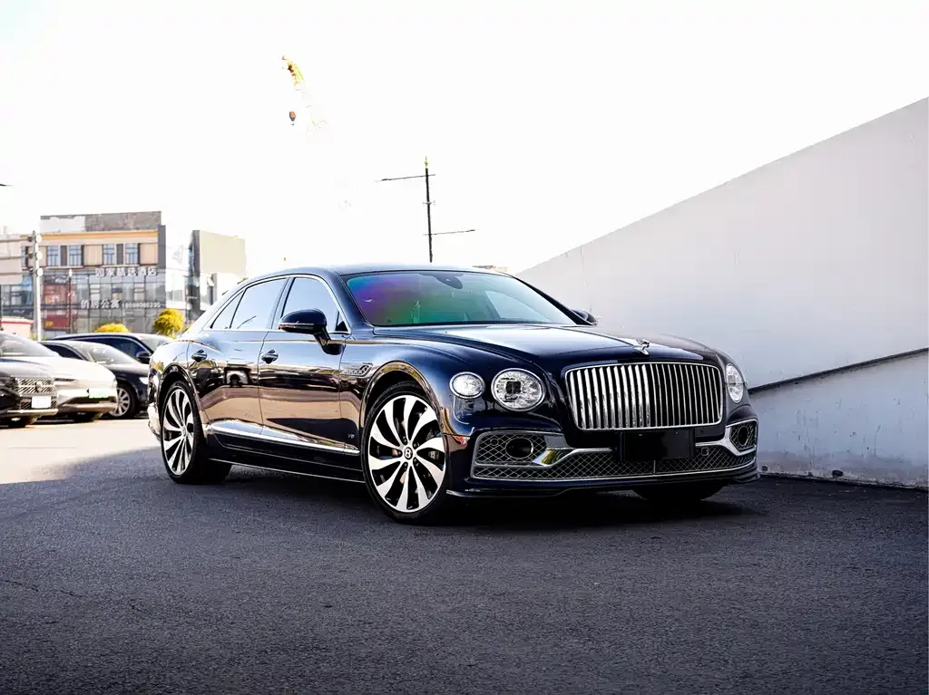 Bentley Flying Spur 2022 из CN, фото 9
