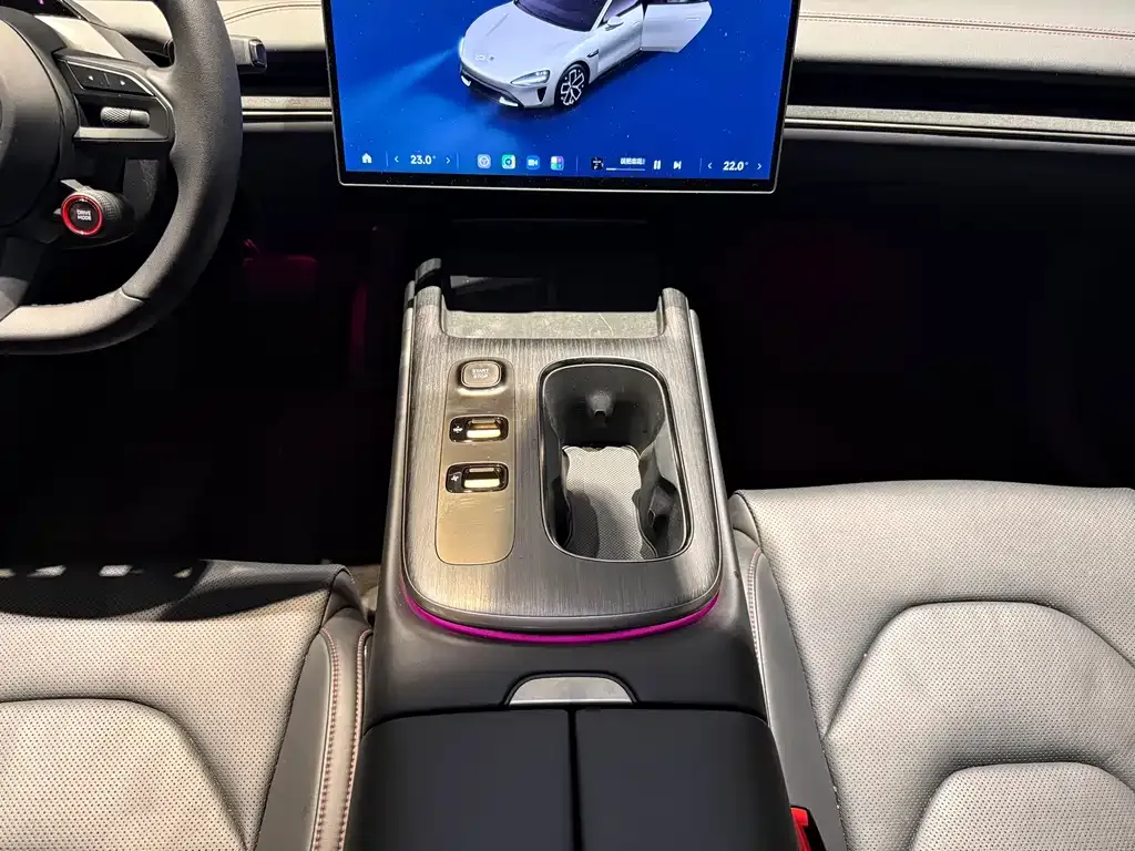 Xiaomi SU7 2024 из CN, фото 7