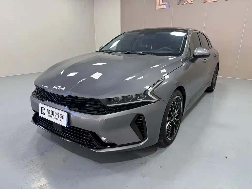 Kia K5 2021 из CN, фото 1