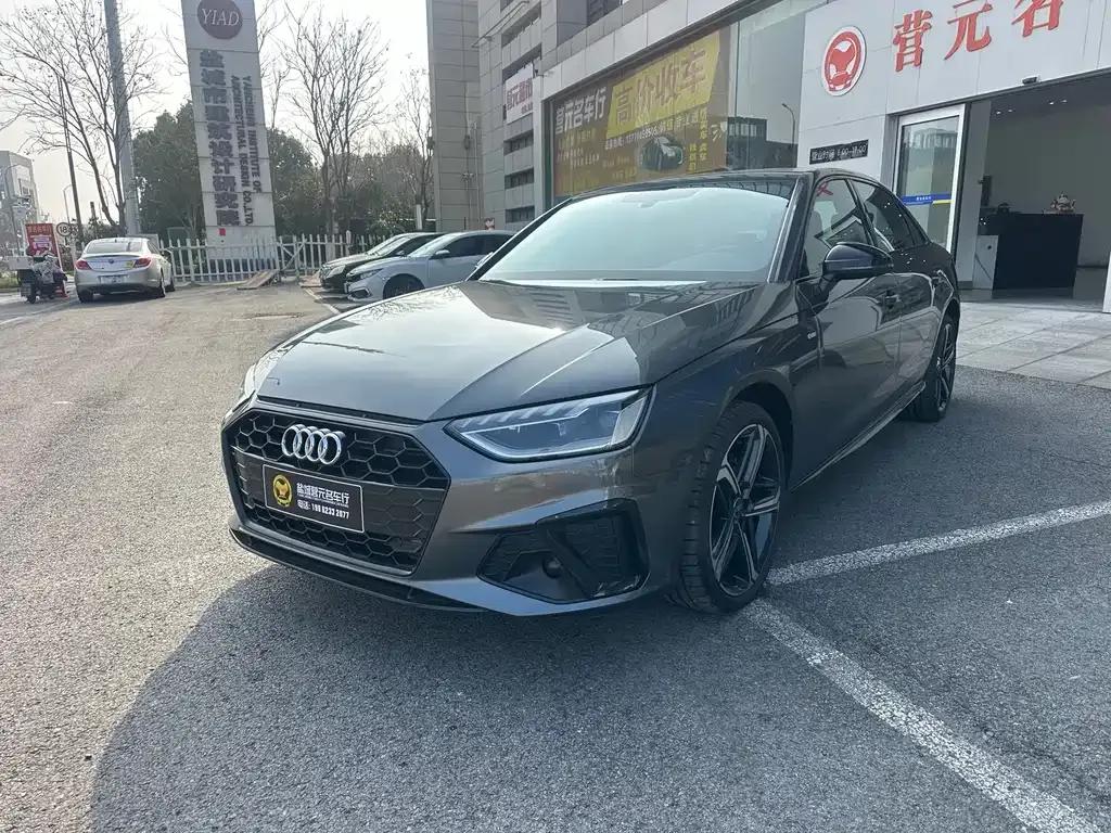 Audi A4L 2024 из CN, фото 1