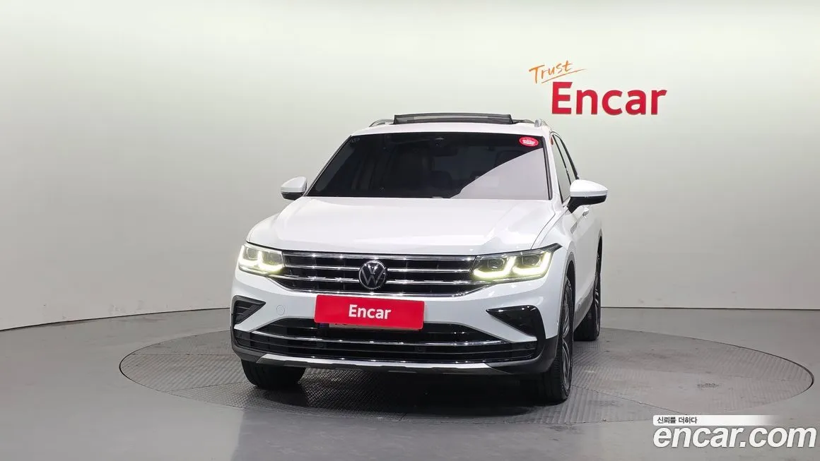 Volkswagen Tiguan 2023 из KR, фото 2