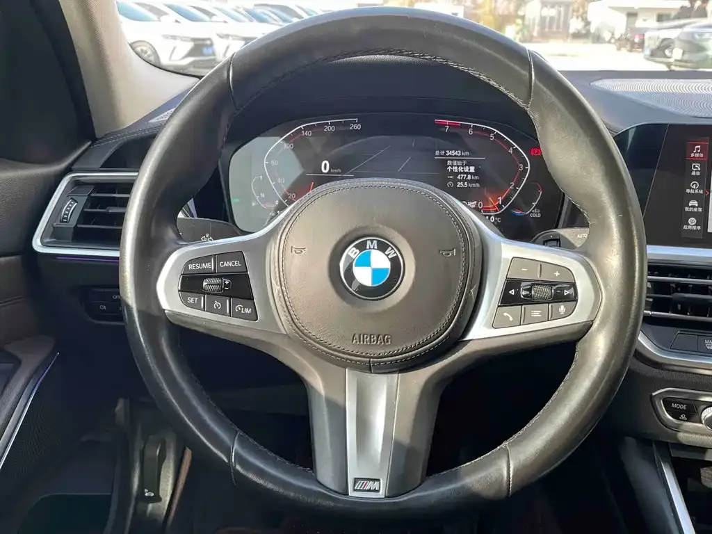BMW 3 Series 2022 из CN, фото 9