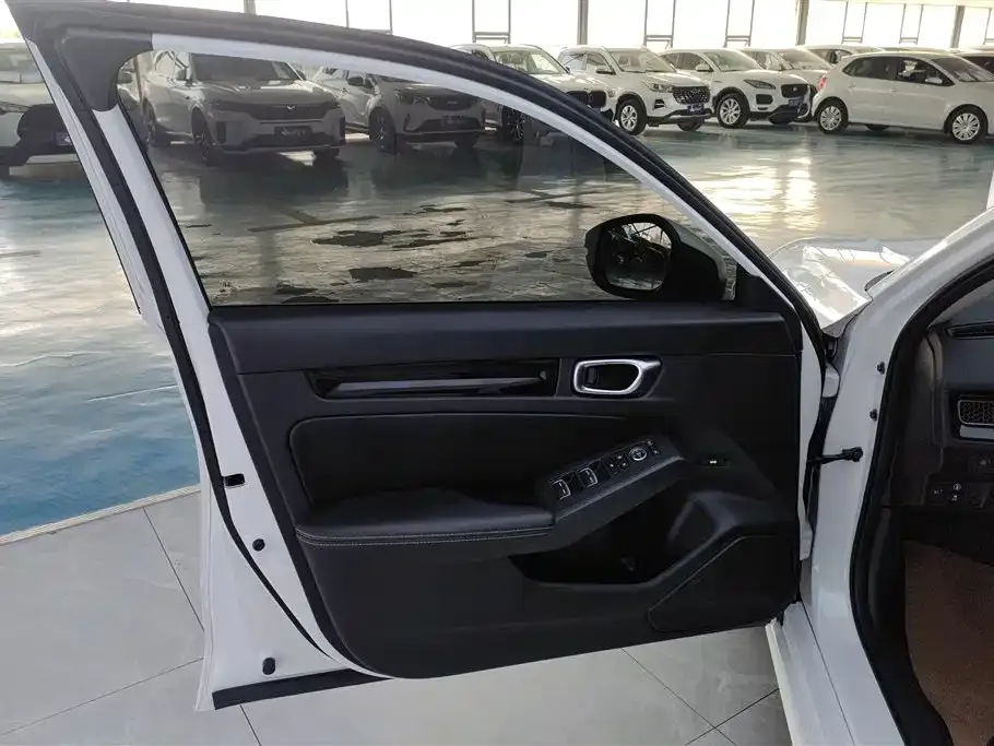 Honda Civic 2023 из CN, фото 10