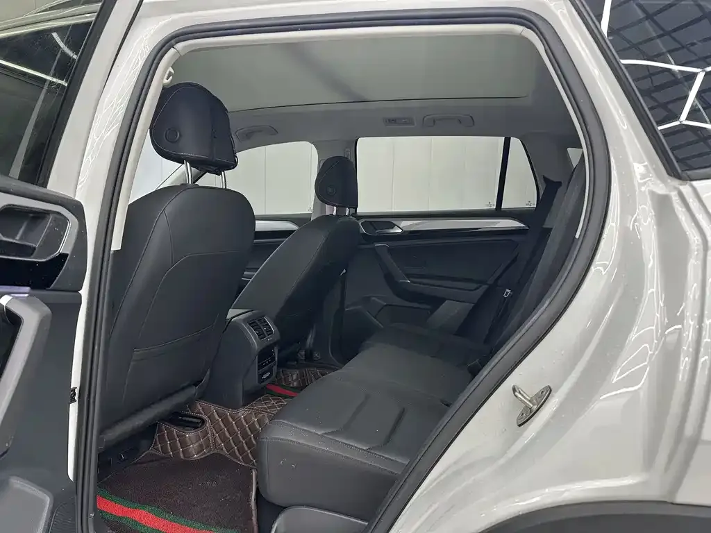 Volkswagen Tayron 2021 из CN, фото 9