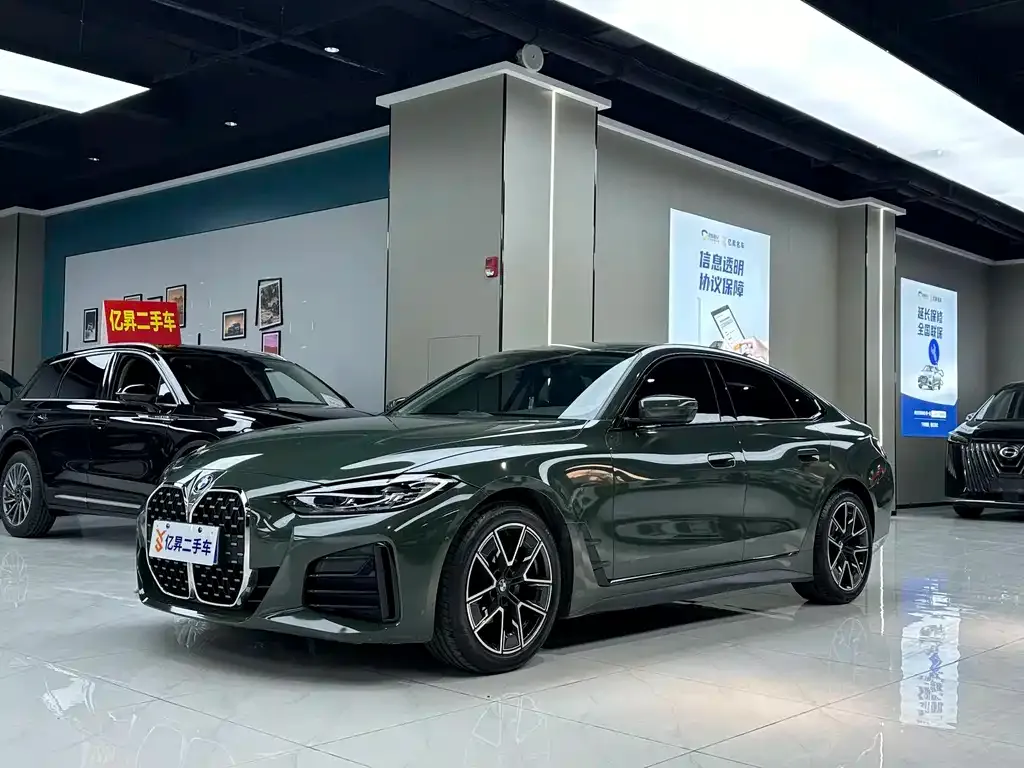 BMW 4 Series 2022 из CN, фото 1