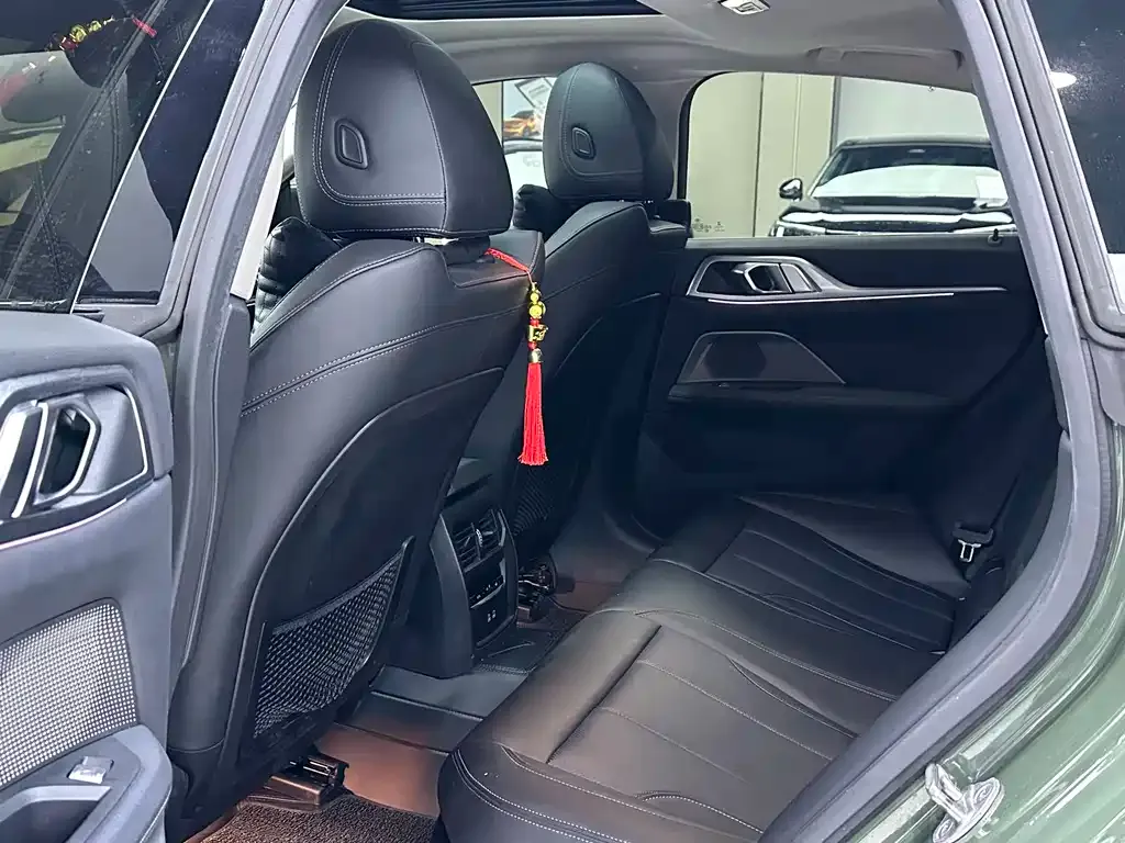 BMW 4 Series 2022 из CN, фото 8