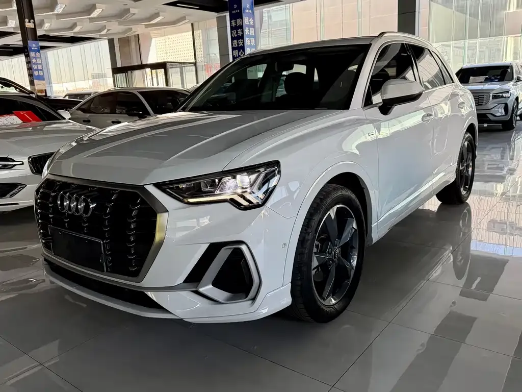 Audi Q3 2022 из CN, фото 1