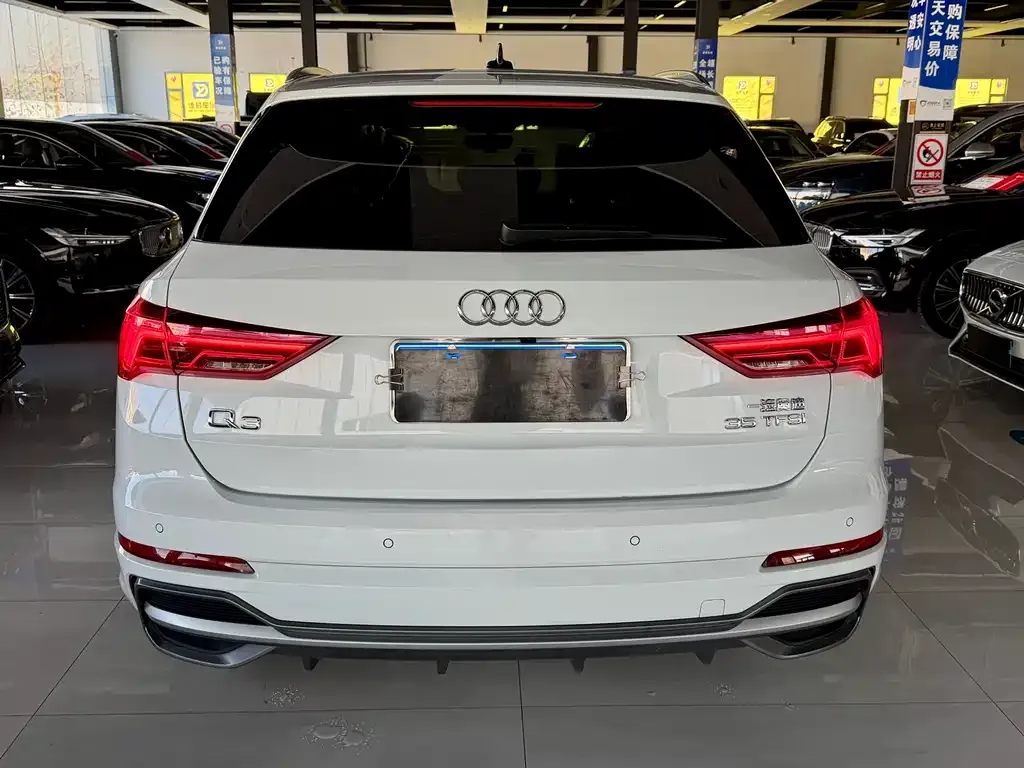 Audi Q3 2022 из CN, фото 8