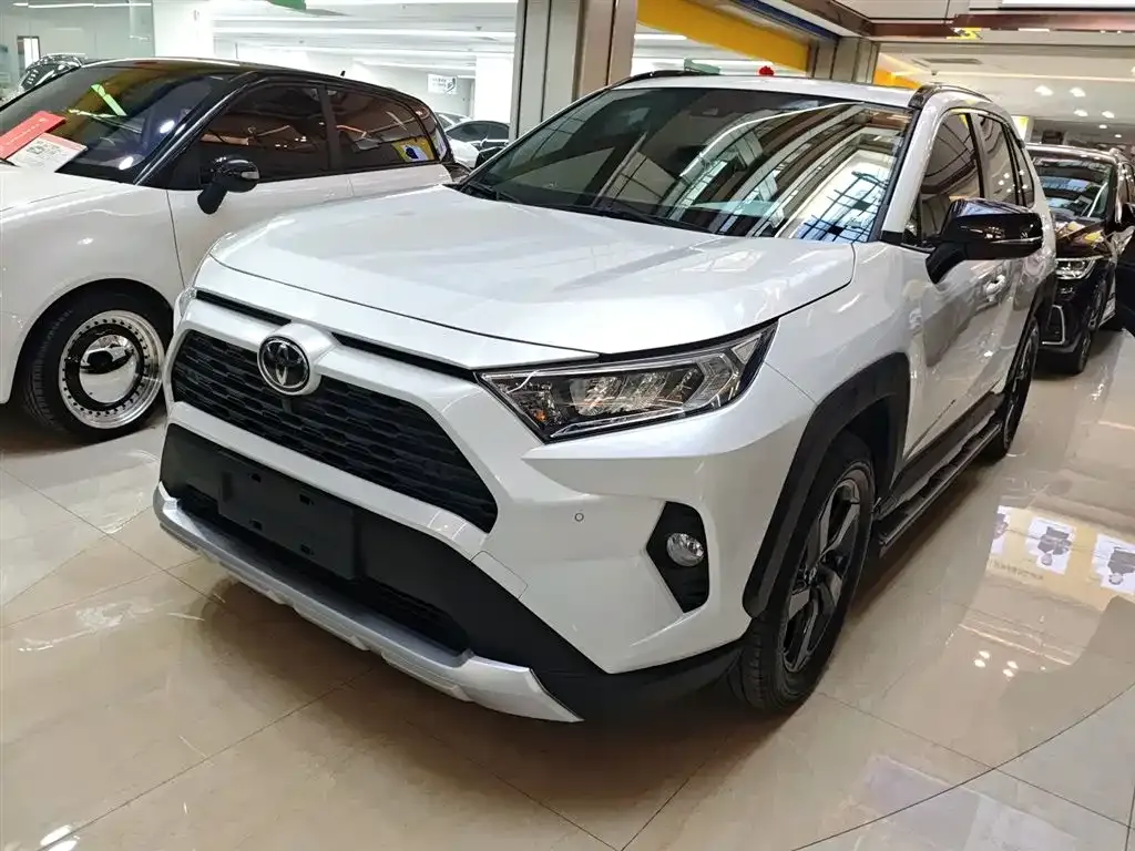 Toyota RAV4 2022 из CN, фото 5