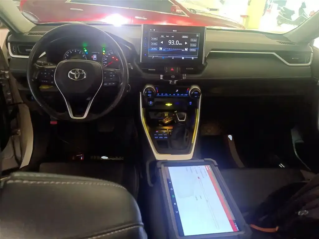 Toyota Wildlander 2021 из CN, фото 10