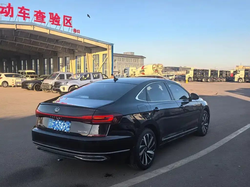 Volkswagen Passat 2024 из CN, фото 9