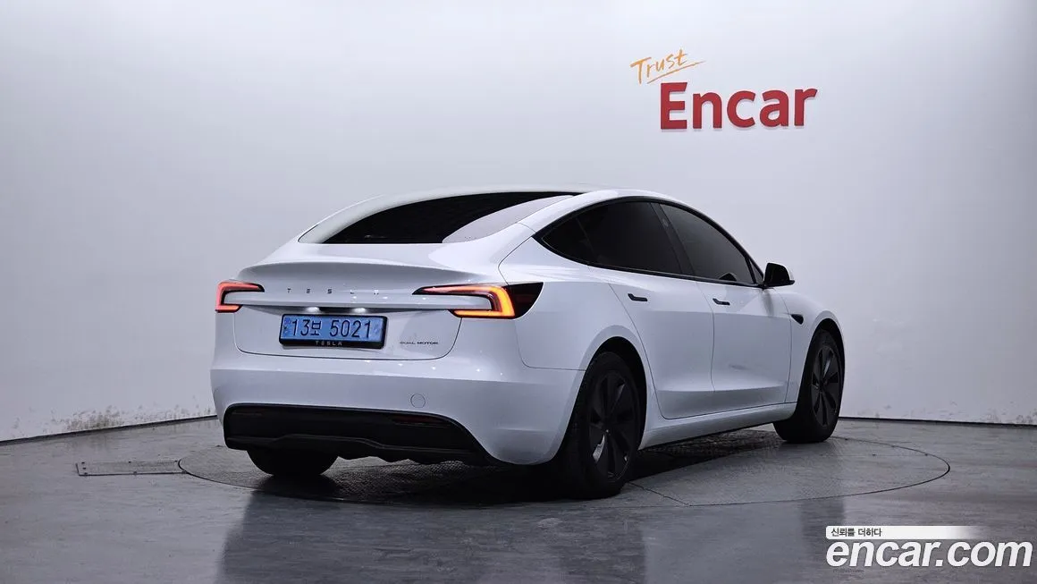 Tesla Model 3 2024 из KR, фото 9