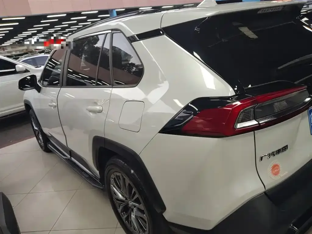 Toyota Wildlander 2023 из CN, фото 4