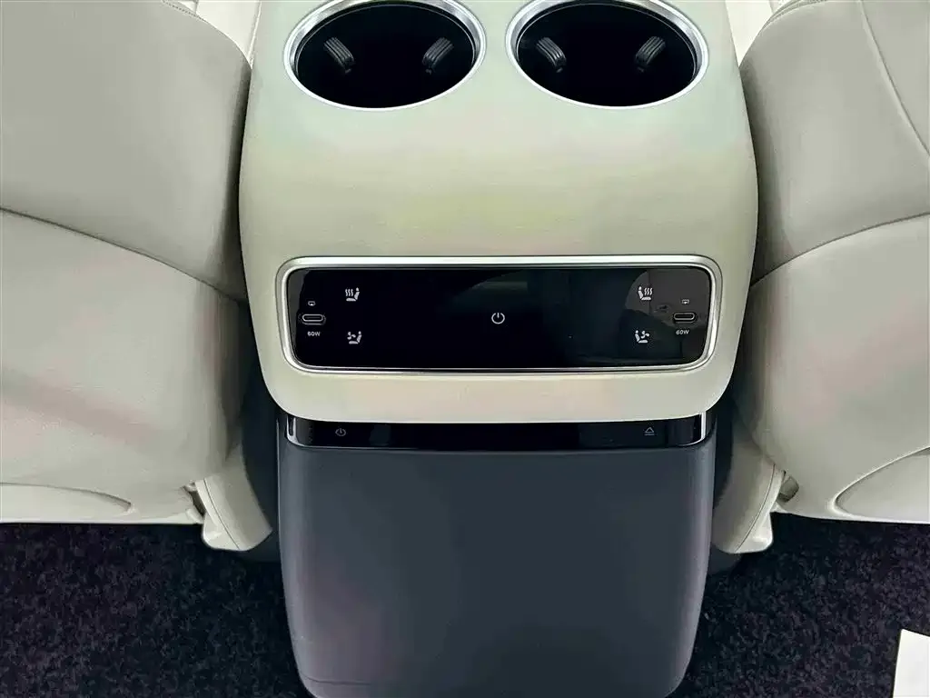 Li Auto MEGA 2024 из CN, фото 5