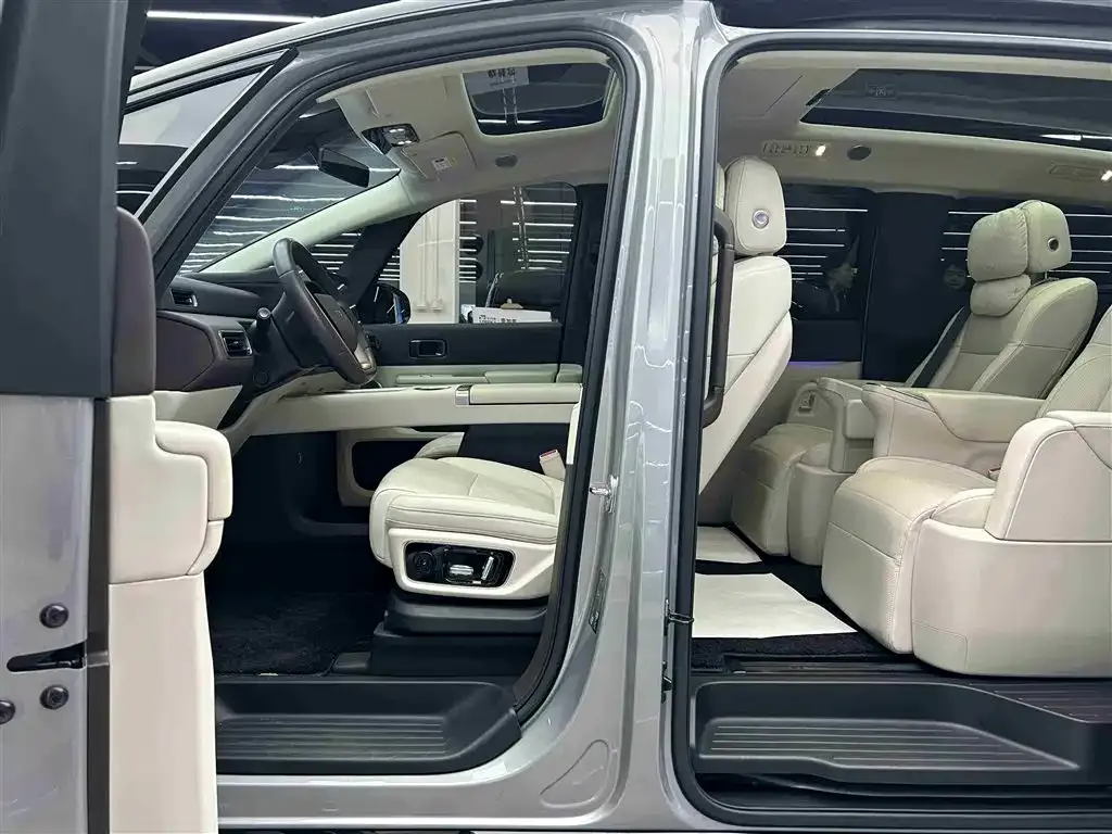 Li Auto MEGA 2024 из CN, фото 10