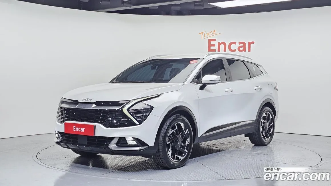 Kia Sportage — фото 1