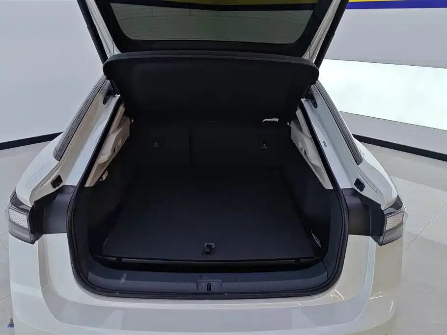 Volkswagen ID.7 VIZZION 2023 из CN, фото 3