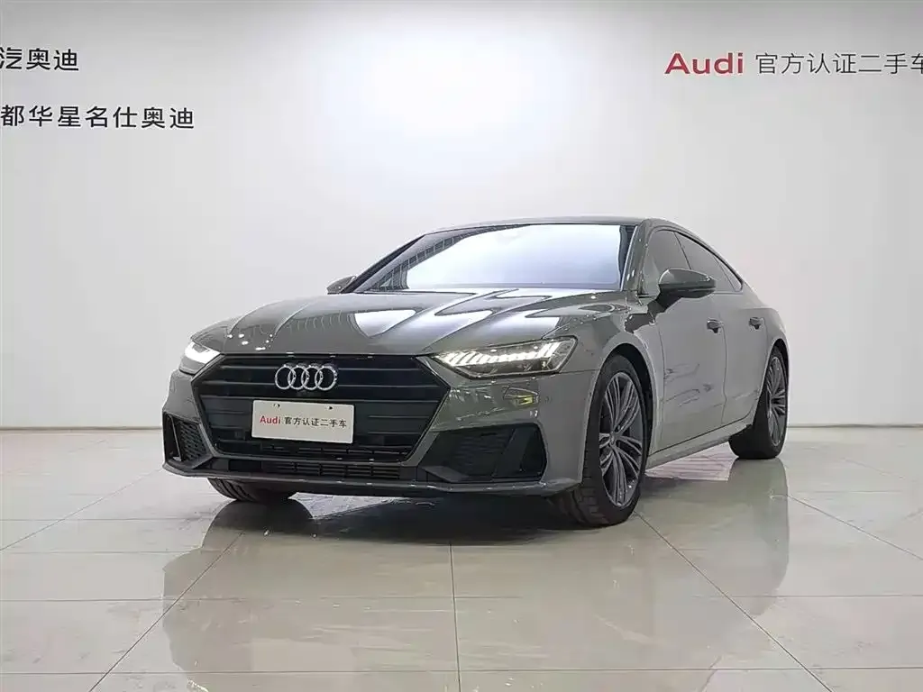 Audi A7 — фото 1