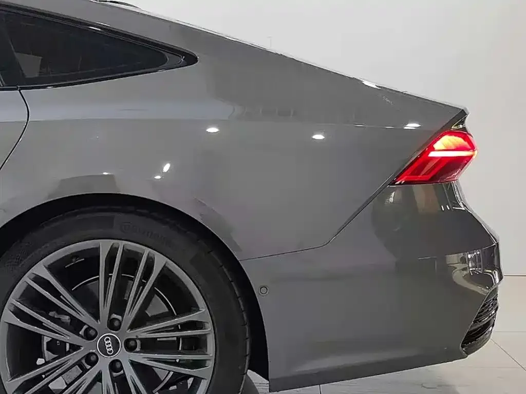Audi A7 — фото 9