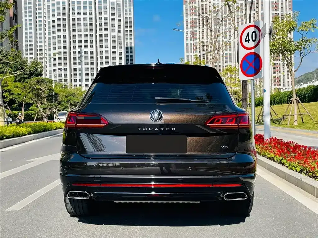 Volkswagen Touareg 2022 из CN, фото 8