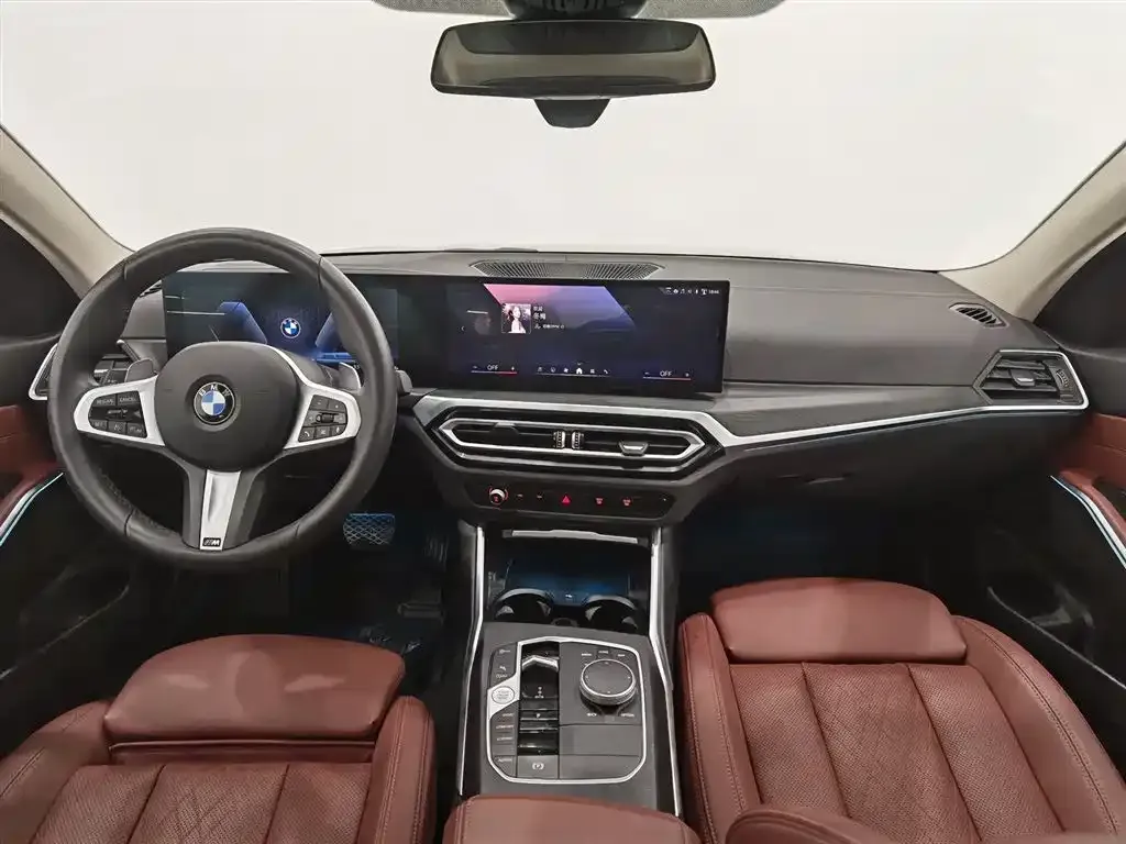 BMW 3 Series 2024 из CN, фото 9