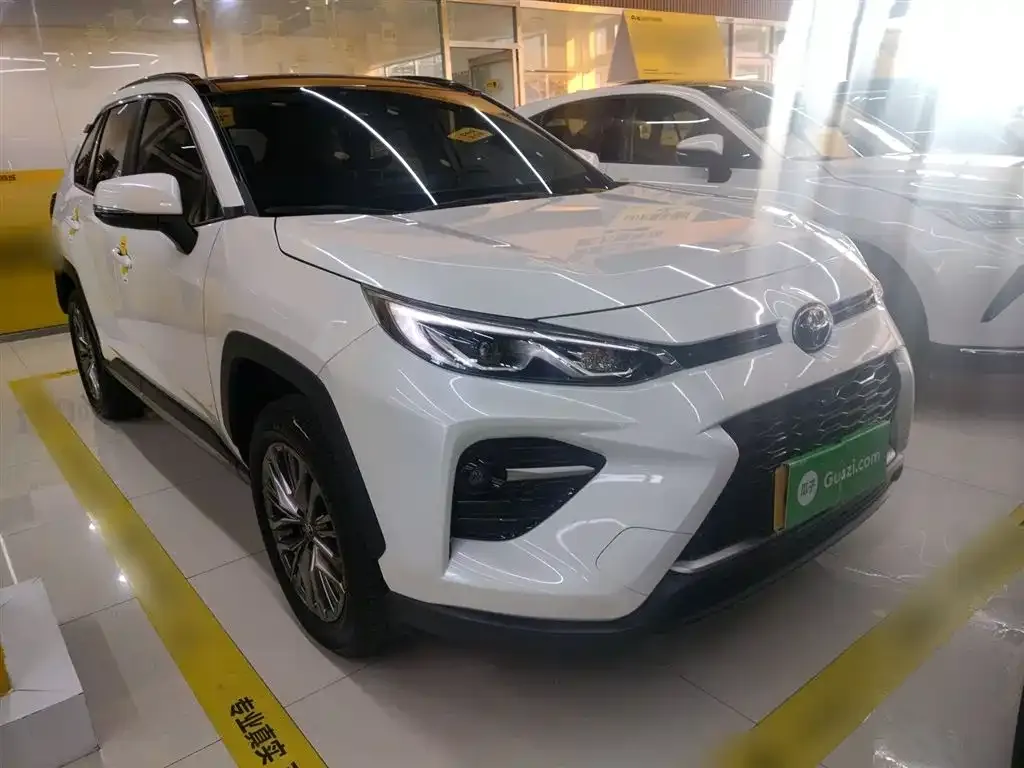 Toyota Wildlander 2023 из CN, фото 2