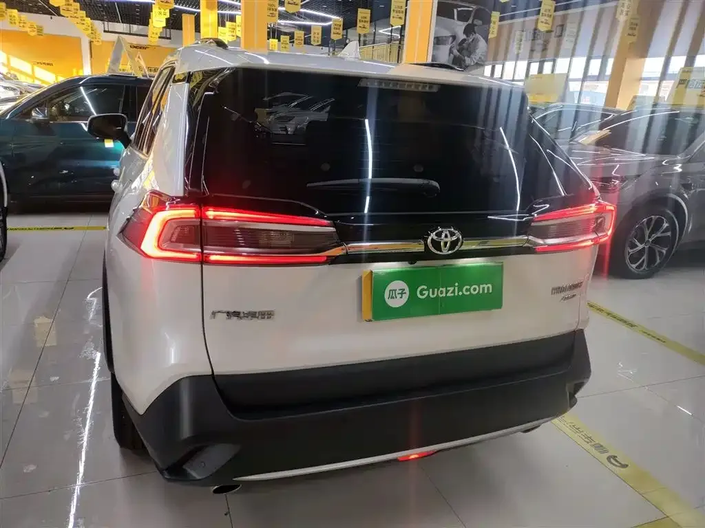 Toyota Wildlander 2023 из CN, фото 7