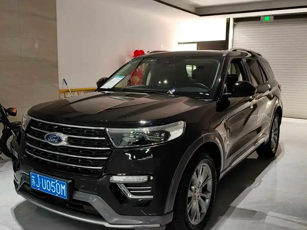 Ford Explorer 2022 из CN, фото 1