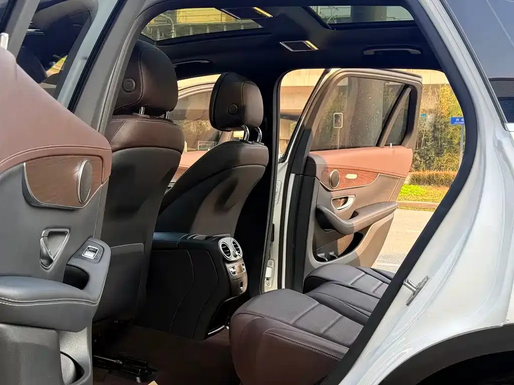 Mercedes-Benz GLC 2022 из CN, фото 8