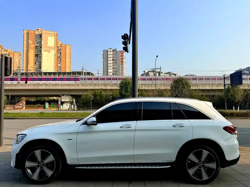 Mercedes-Benz GLC 2022 из CN, фото 2