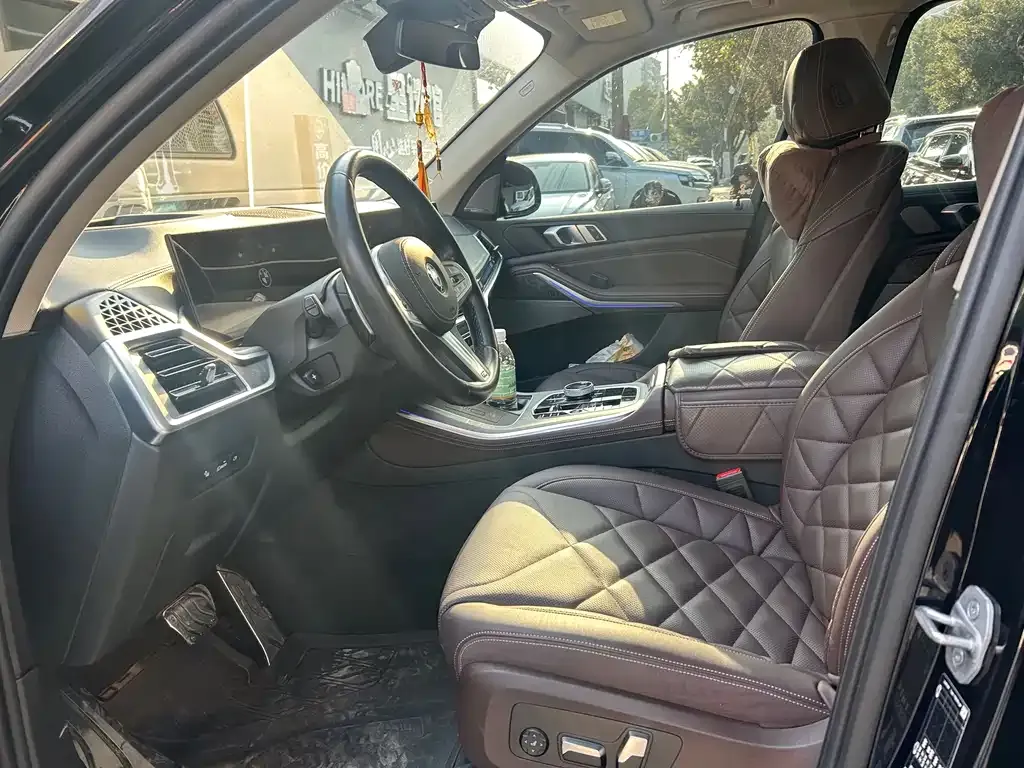 BMW X5 2024 из CN, фото 2