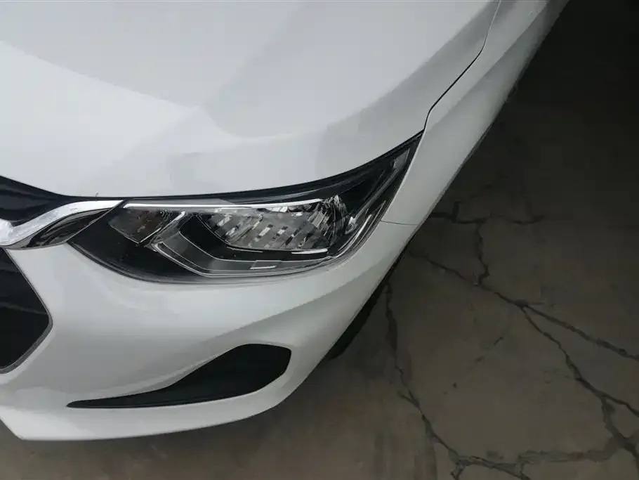 Chevrolet Cavalier 2021 из CN, фото 3