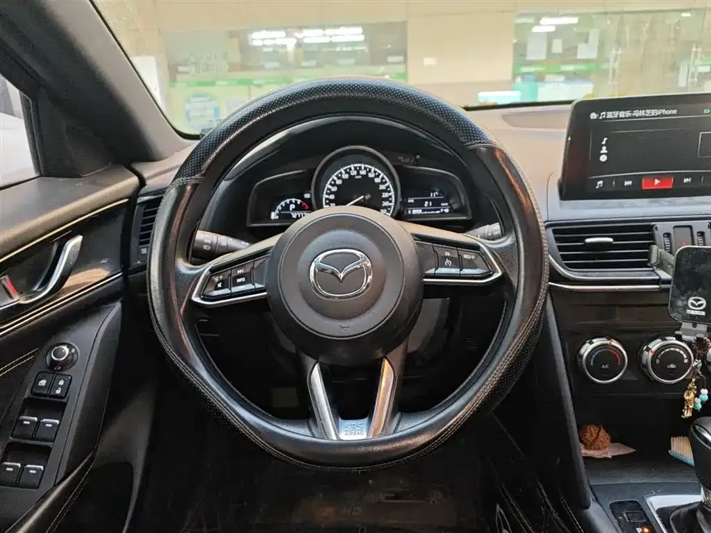 Mazda CX-4 — фото 5