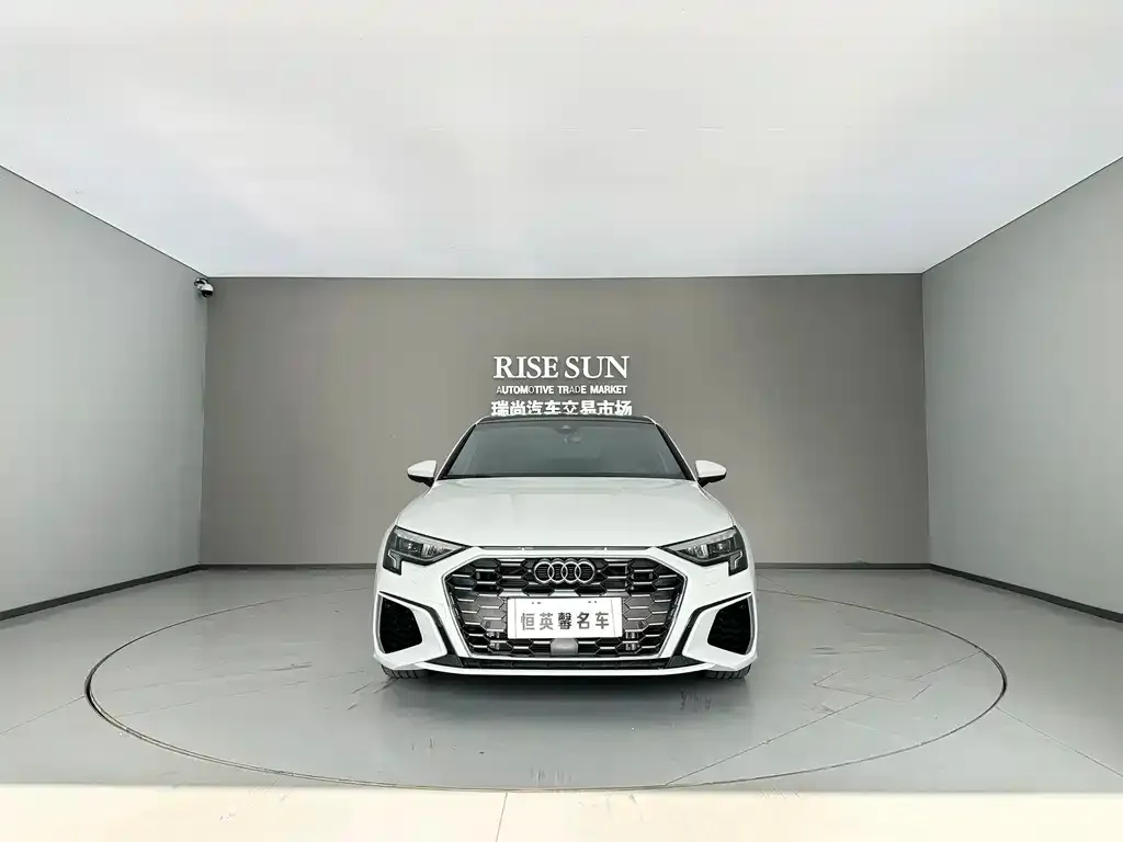 Audi A3 — фото 2