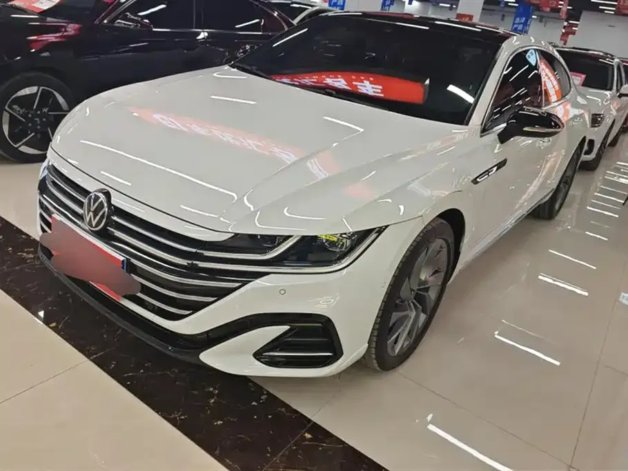 Volkswagen CC 2023 из CN, фото 1