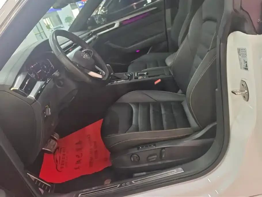 Volkswagen CC 2023 из CN, фото 9