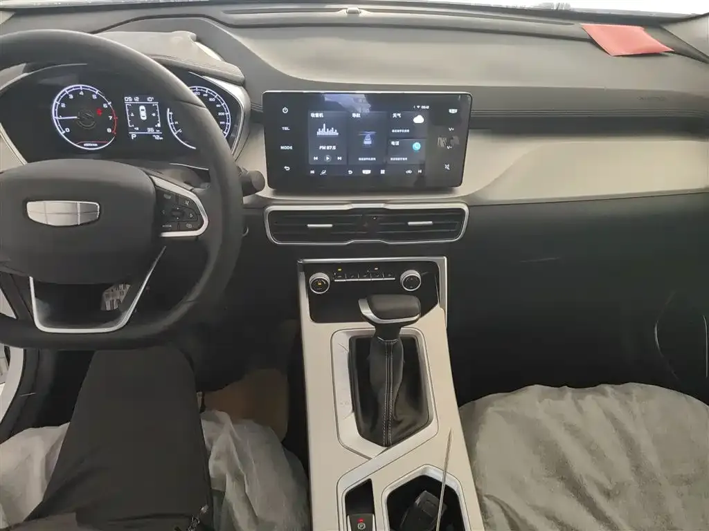 Geely Binyue 2025 из CN, фото 10