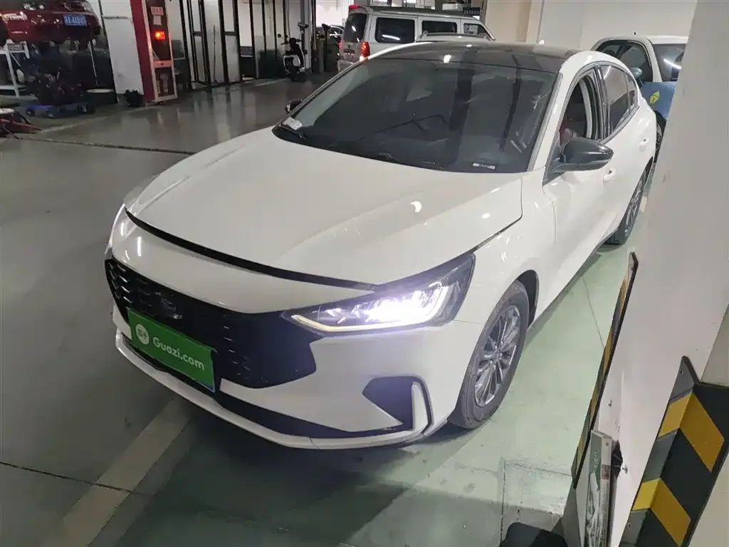 Ford Focus 2022 из CN, фото 5