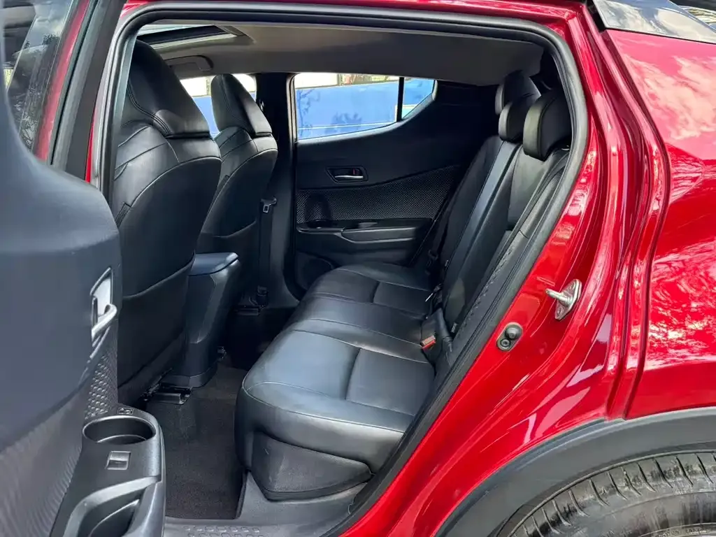 Toyota C-HR 2021 из CN, фото 3