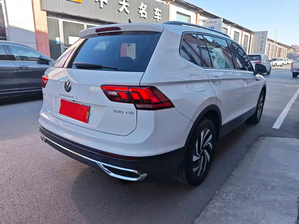 Volkswagen Tiguan L 2022 из CN, фото 5