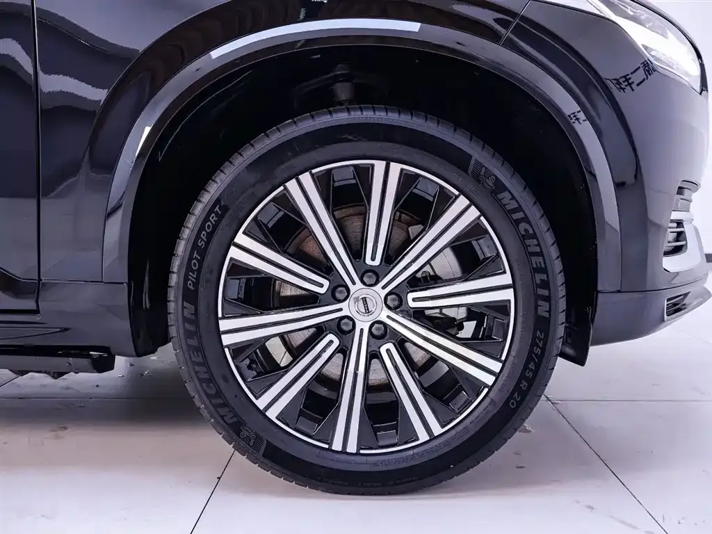 Volvo XC90 2021 из CN, фото 3