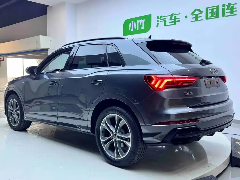 Audi Q3 — фото 2